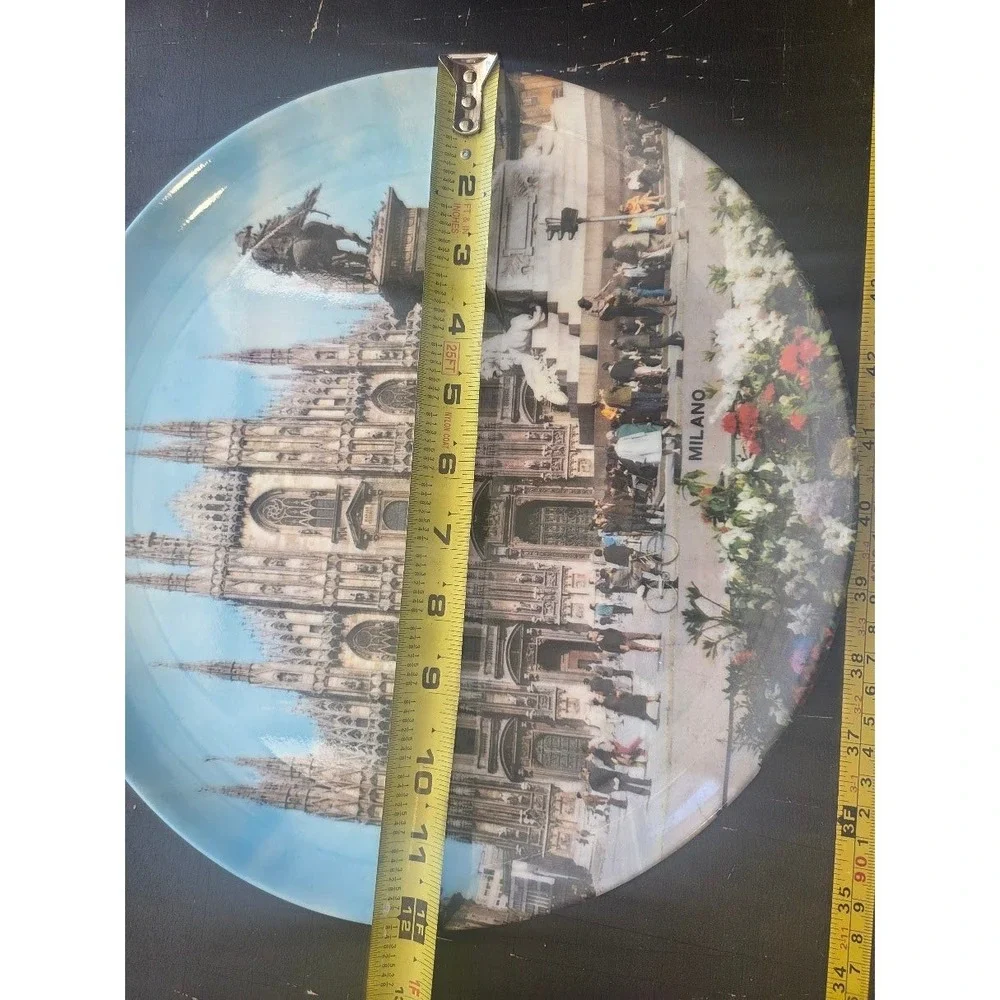 Vintage Milano Duomo di Milano Italy Souvenir Decorative Plate 12 Inch Round